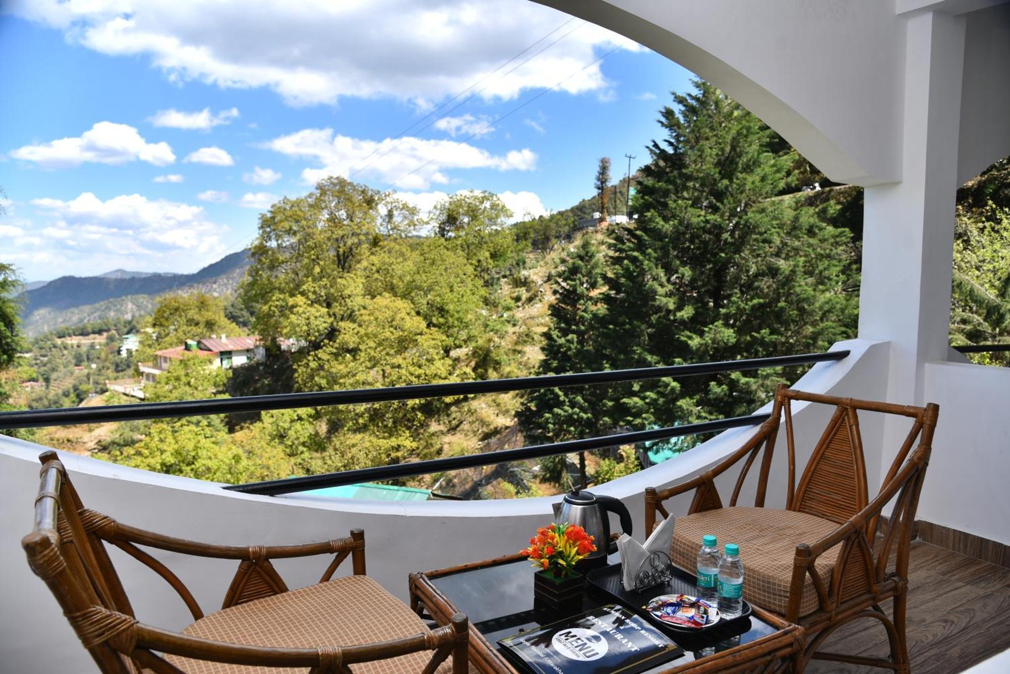 Kumaon Roop Resort Near Kainchi Dham Nainital Exterior photo